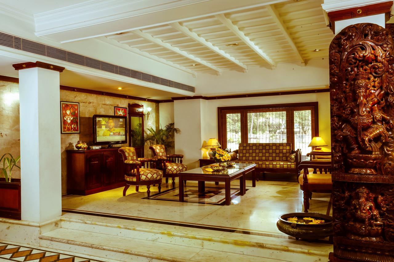Krishna Inn Guruvāyūr Exteriér fotografie