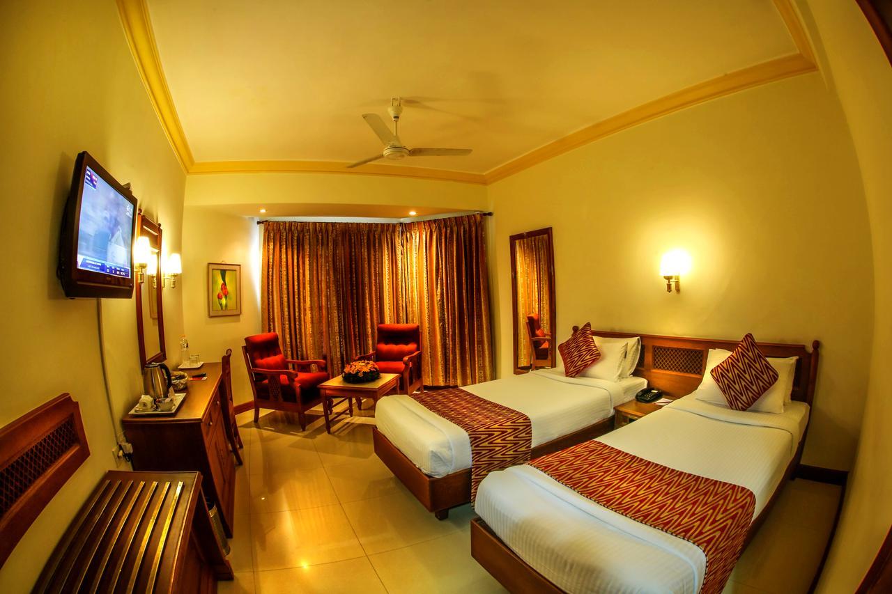 Krishna Inn Guruvāyūr Exteriér fotografie